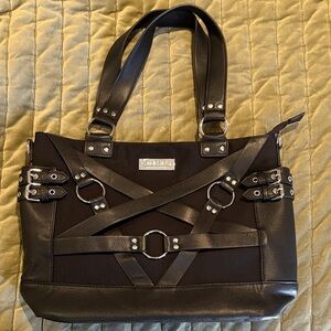 Killstar pentagram zip tote